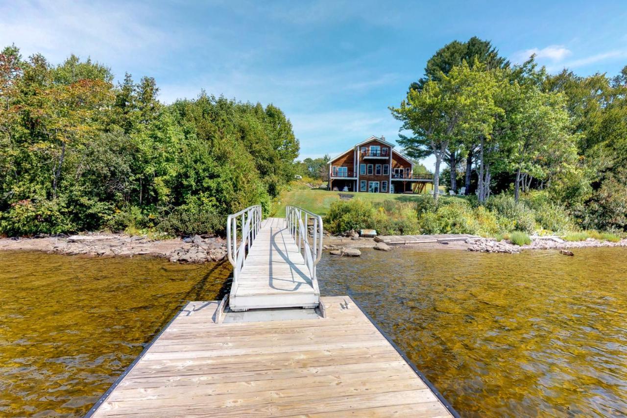 East Cove Villa Greenville Exteriör bild